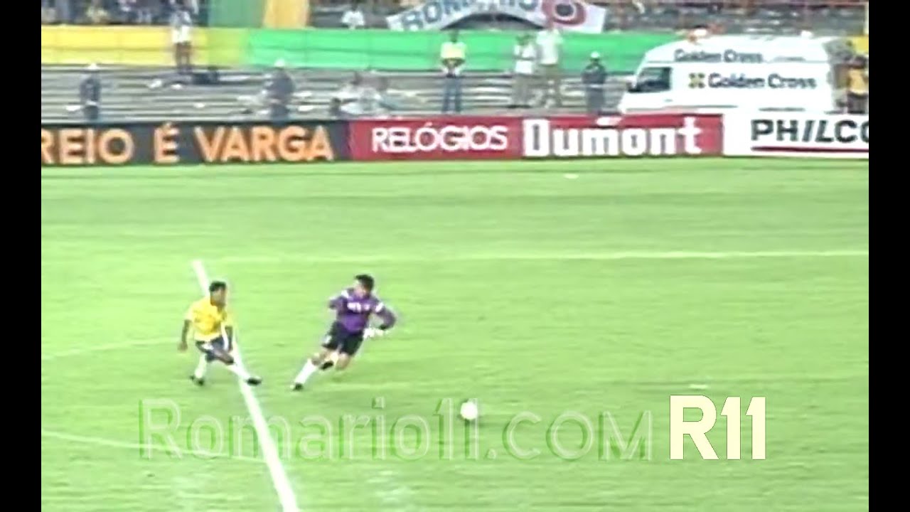 19-09-93 Brasil 2 x 0 Uruguai - Eliminatórias para Copa do Mundo 1994 - Romário marca 2x no Maracanã