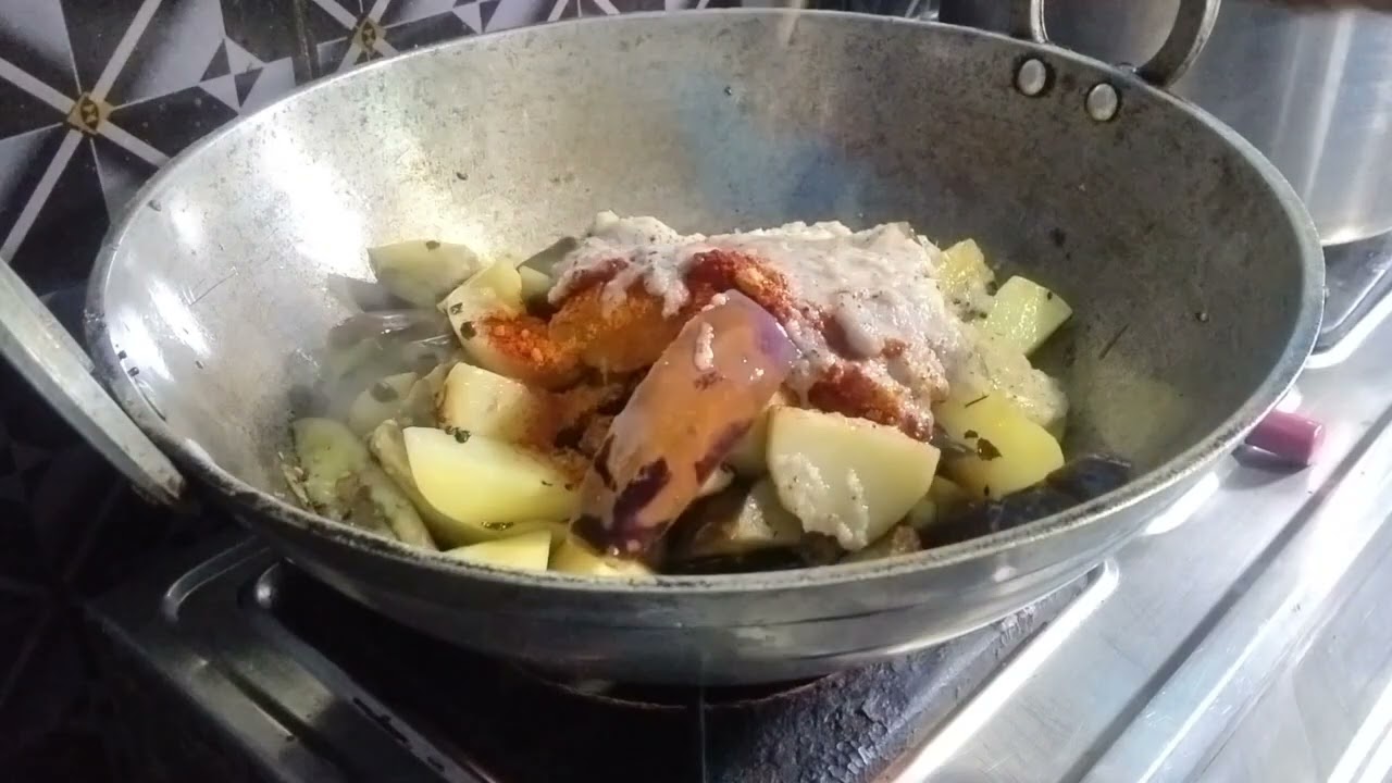 बहुत टेस्टी #आलू भाटा की# सब्जी एक बार खा कर देखिए#⚡🌿✅🍲