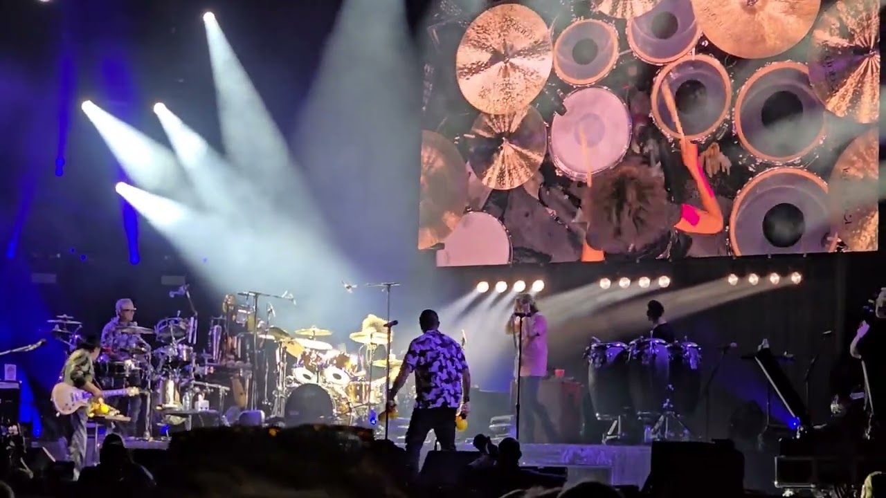 Åbning  - Santana  - royal arena copenhagen denmark - aug 25