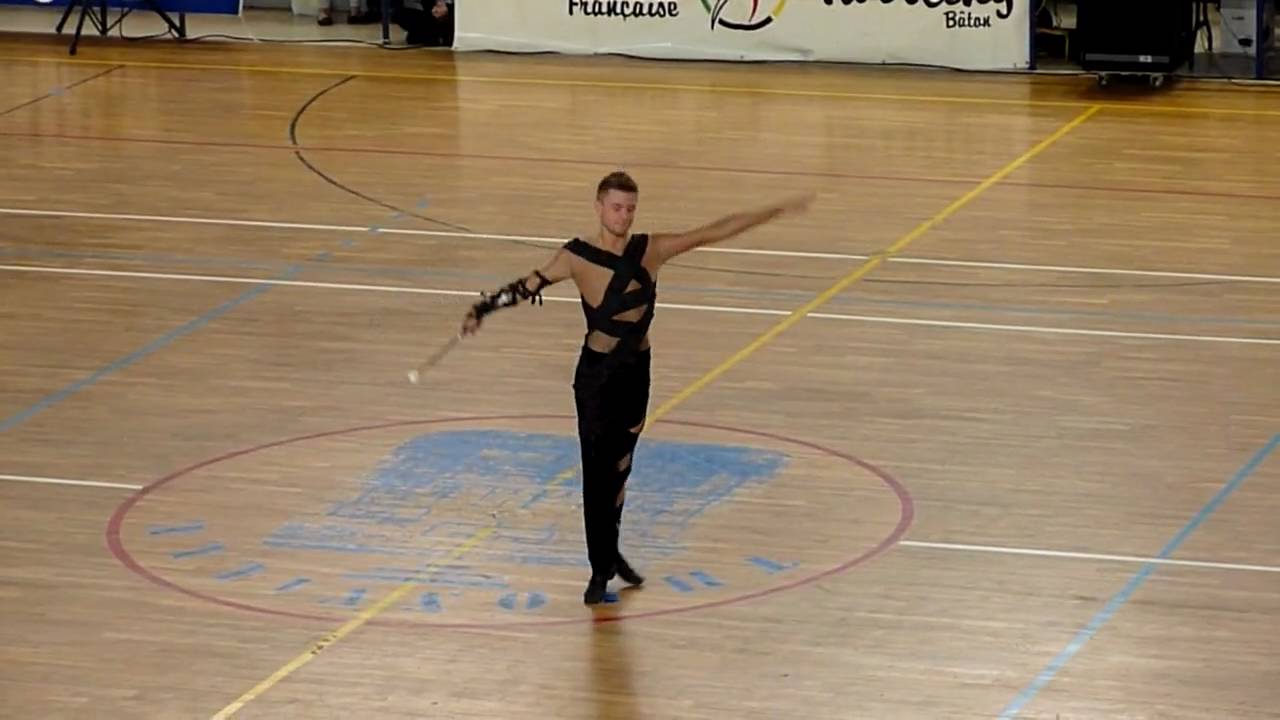 Arnaud LEMAZURIER - Champion de France Masculin Senior 2010 de Twirling Bâton HD
