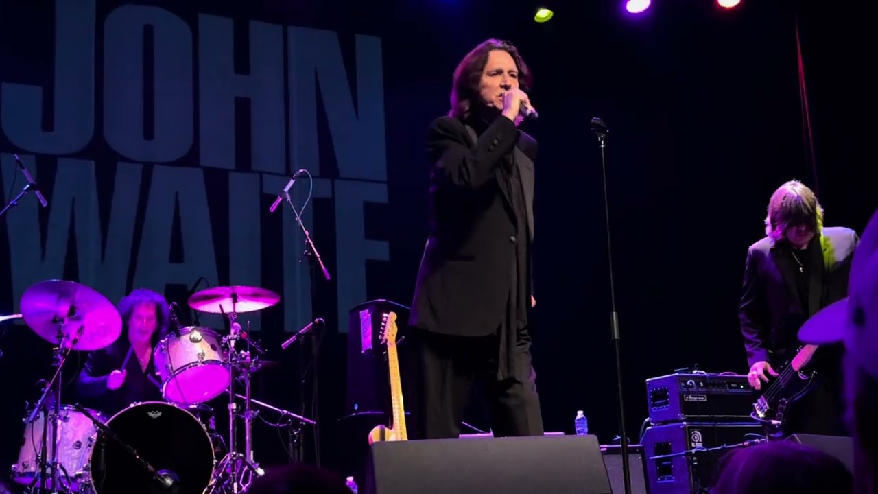 JOHN WAITE Covers CHANGE a Hard Rocker by NYC Band SPIDER at Bilheimer Capitol Clearwater 1/30/2026