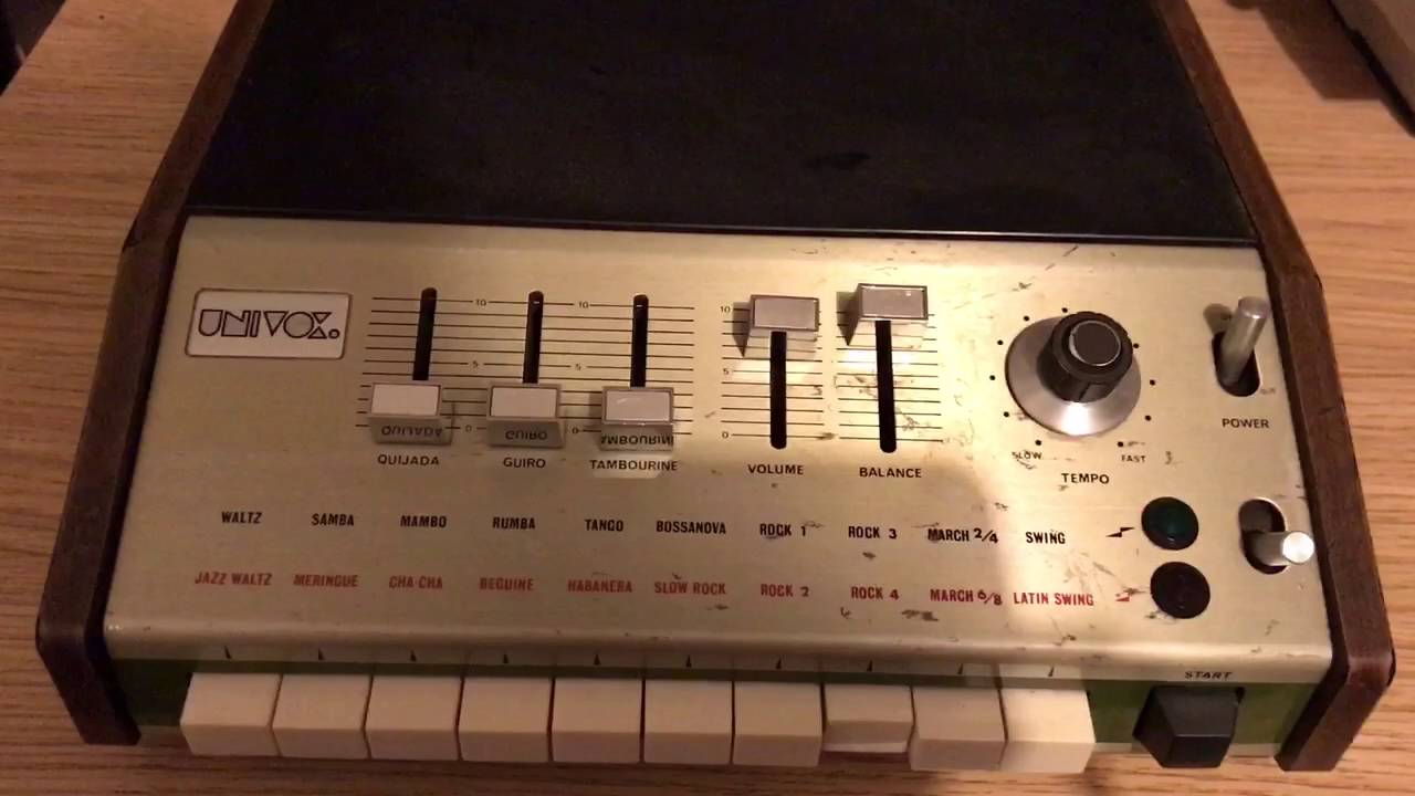 Univox SR-95 Vintage Drum Machine