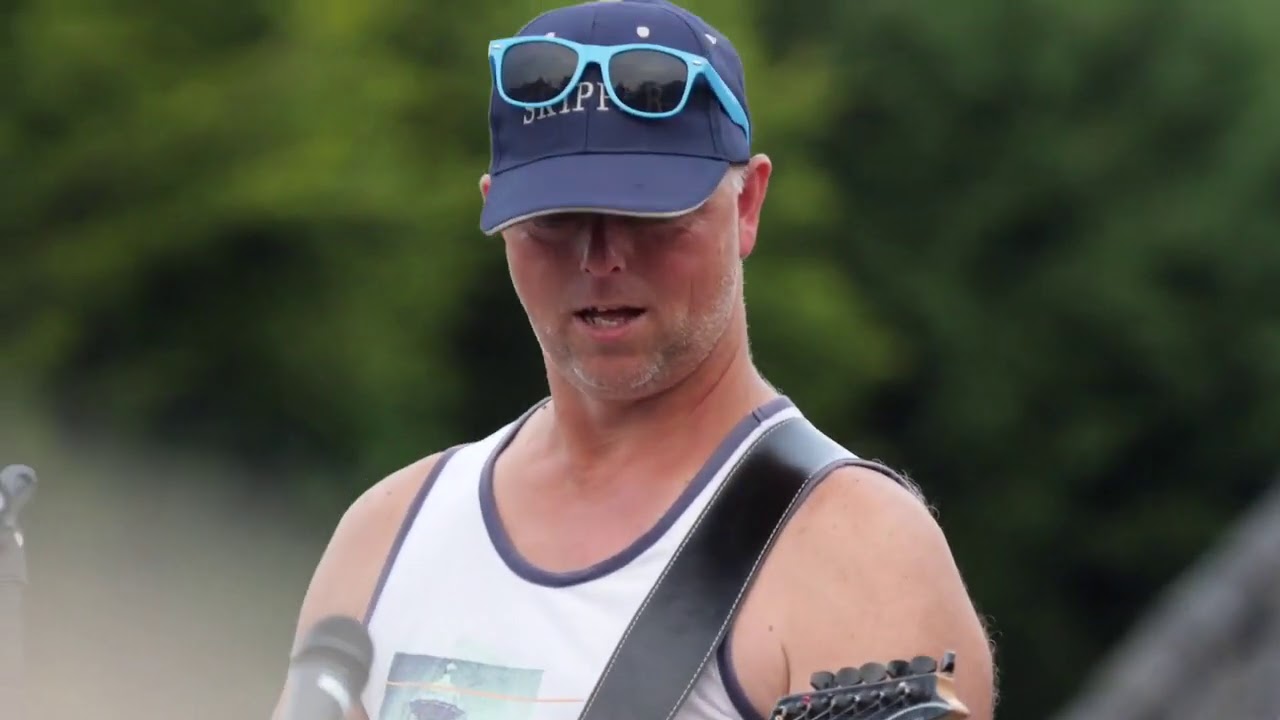 Zachteberm feestband friesland.