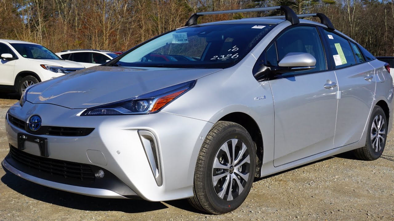 Обзор Toyota Prius LE AWD E 2020 года. Можно ли в нём ночевать? Подробный обзор + впечатления от ...