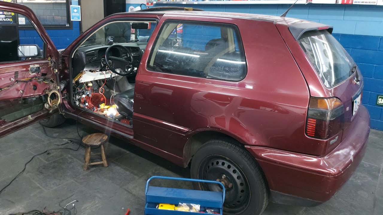 instalando alarme Pósitron com subida de vídro e kit trava Elétrica universal no Golf mk3 95