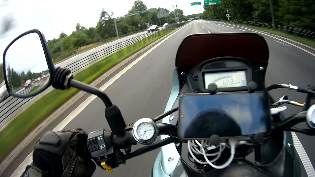 Suzuki XF 650 Freewind  0-100 0-140