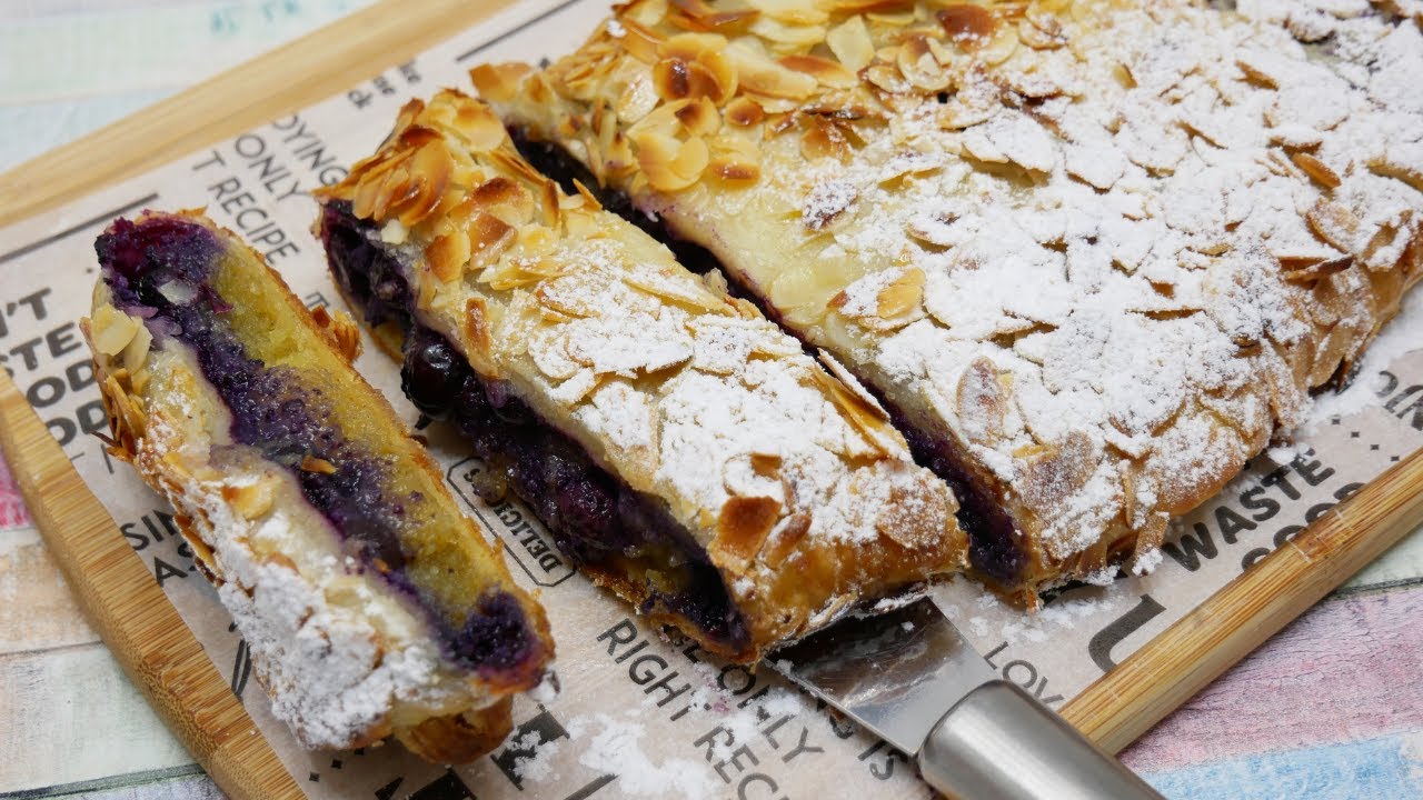 HOJALDRE RELLENO DE CREMA DE ALMENDRAS Y ARÁNDANOS, un verdadero deleite para el paladar