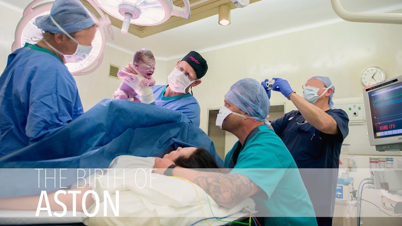 Cesarean Birth at Panorama Mediclinic {Aston}  |  Cape Town Birth Photographer