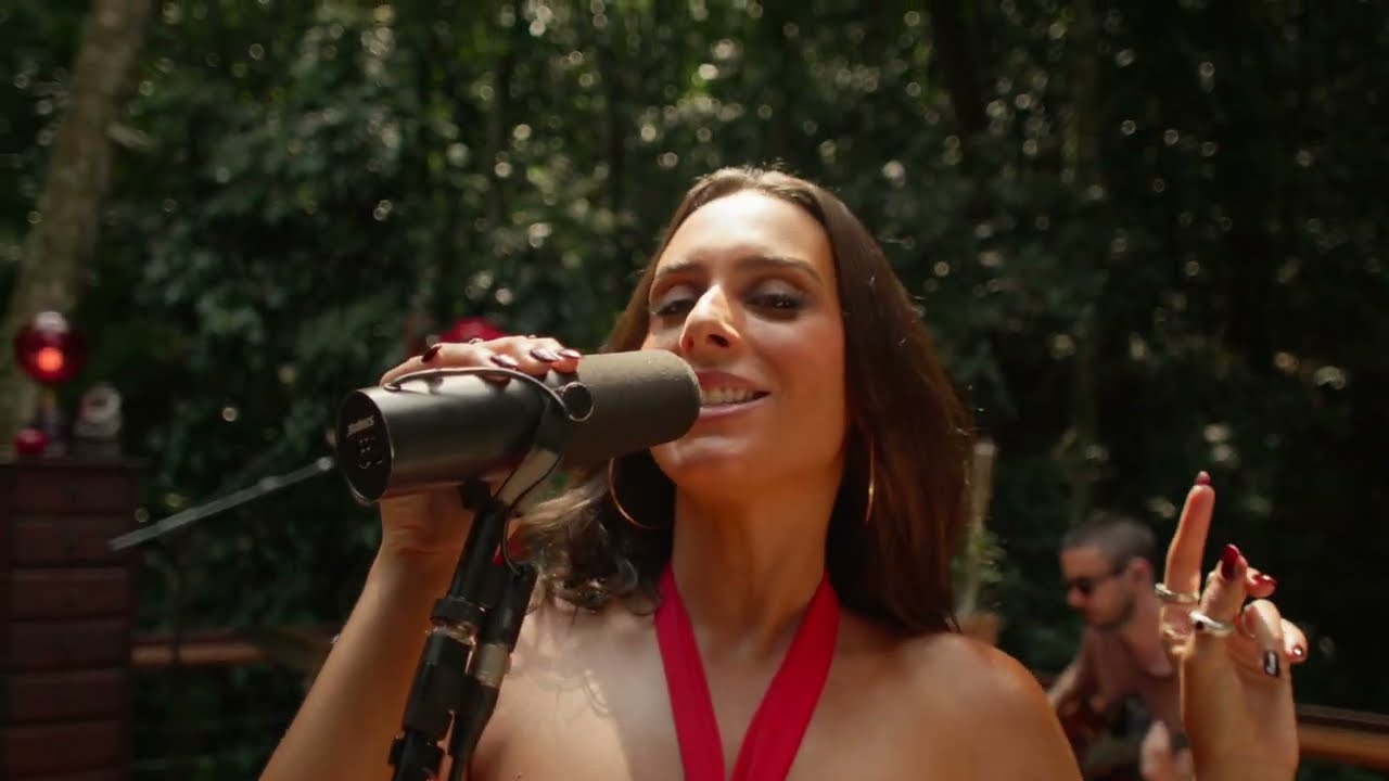 Amanda Coronha - DIVINO (Ao Vivo)