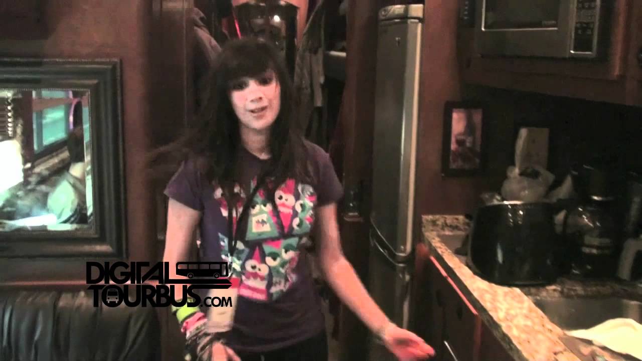 Kimmi Smiles - BUS INVADERS Ep. 239