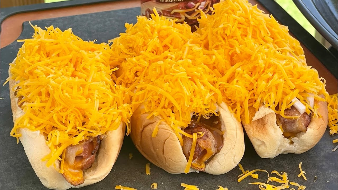 Chili Cheese Dogs | Grill Nation