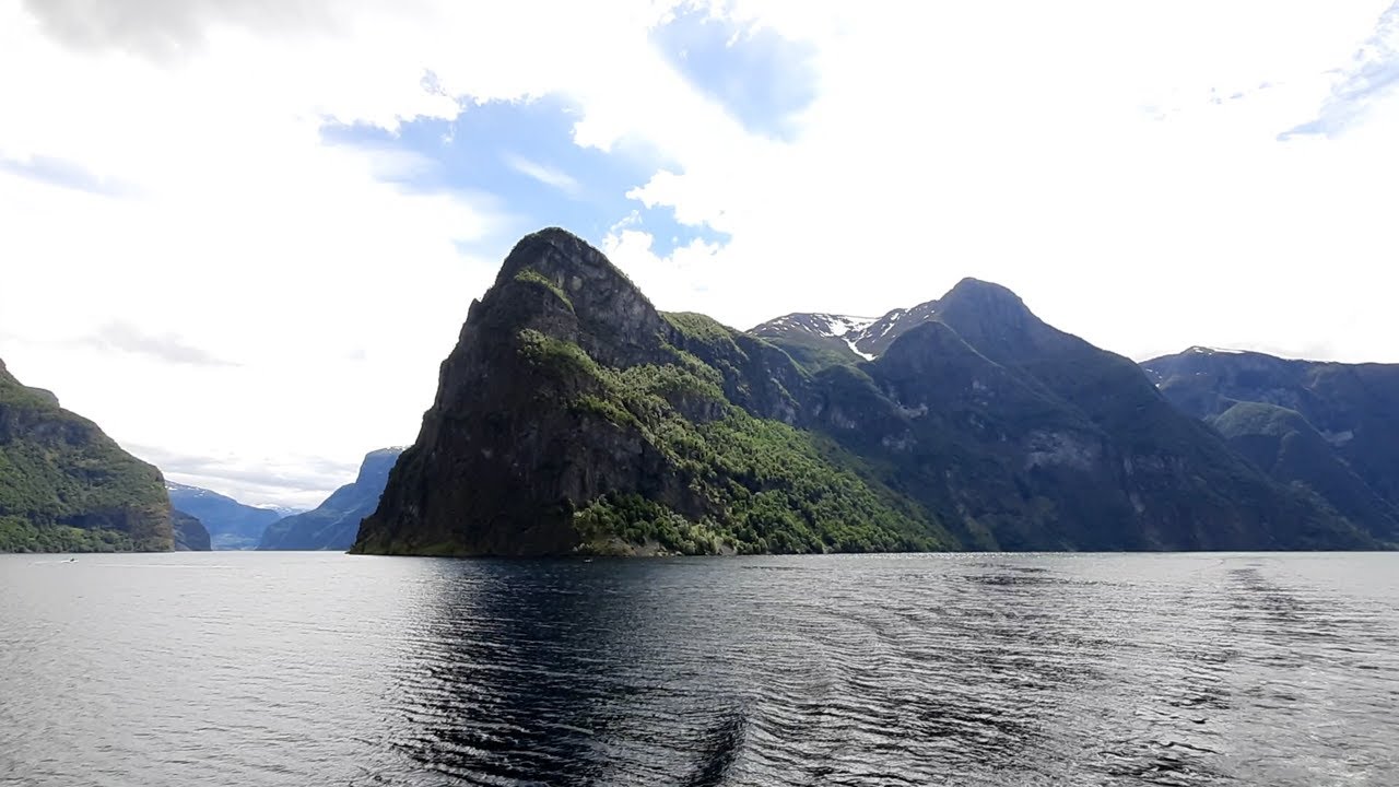 2024 Scandinavi&euml; deel 11 Ferrytour Kaupanger - Gudvangen