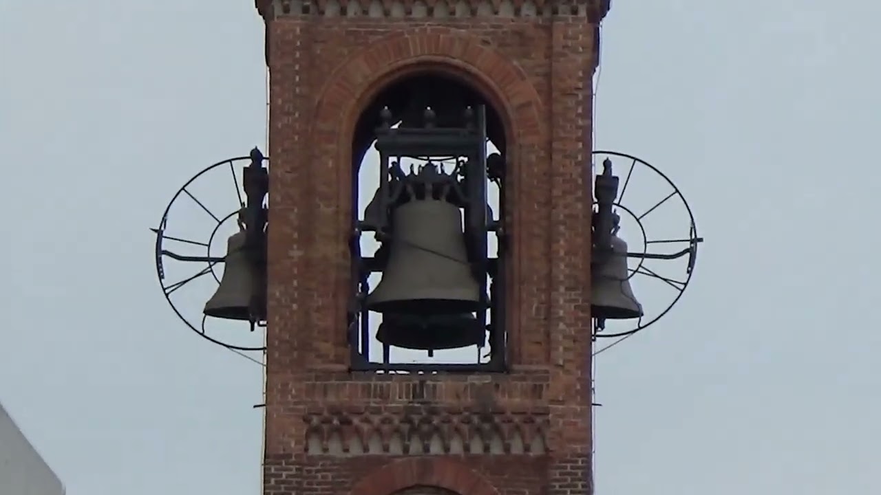 Le campane di Bernate Ticino (MI) Chiesa Parrocchiale di San Giorgio - 2500° Video