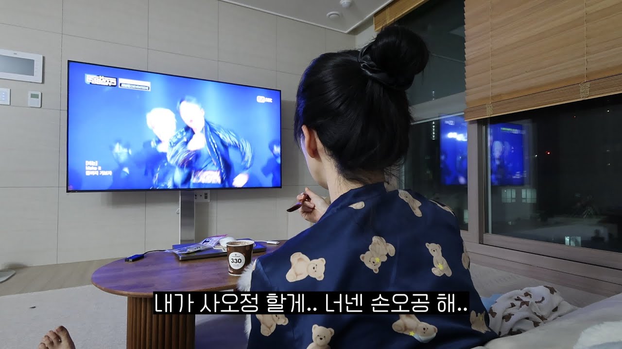 스타필드수원점놀러가고집밥잔뜩먹고애슐리가고깁스하는브이로그...