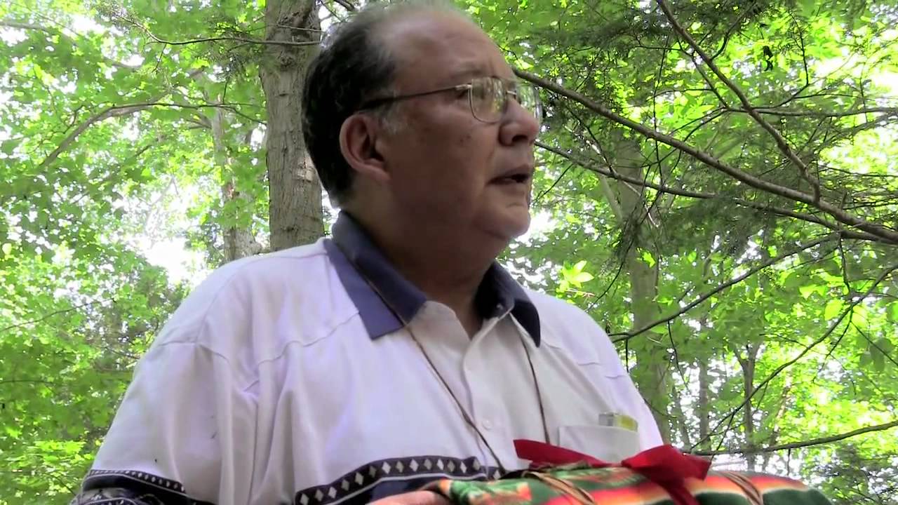 Clyde Hall: About Medicine Bundles