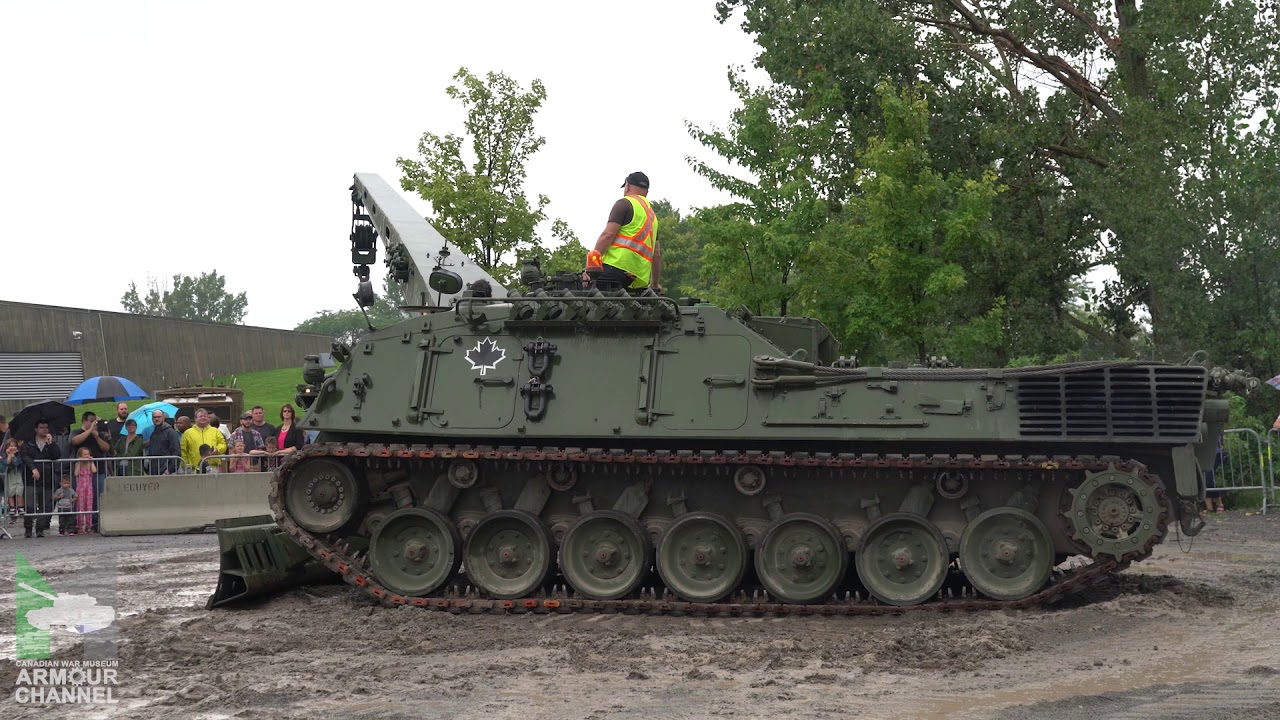 War Machines - Badger Armoured Engineer Vehicle