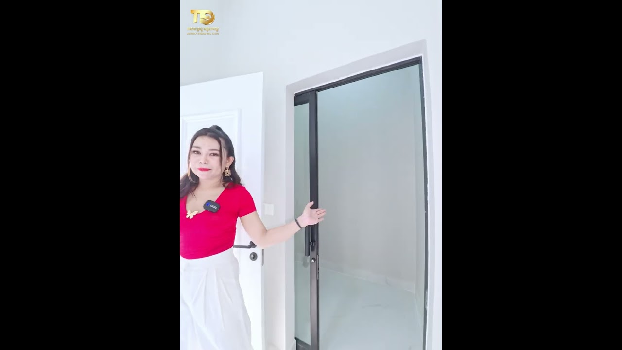 ផ្ទះវីឡាឃ្វីនដ៏ធំស្គឹមស្កៃ នៅលើទឹកដីសៀមរាបអង្គរ