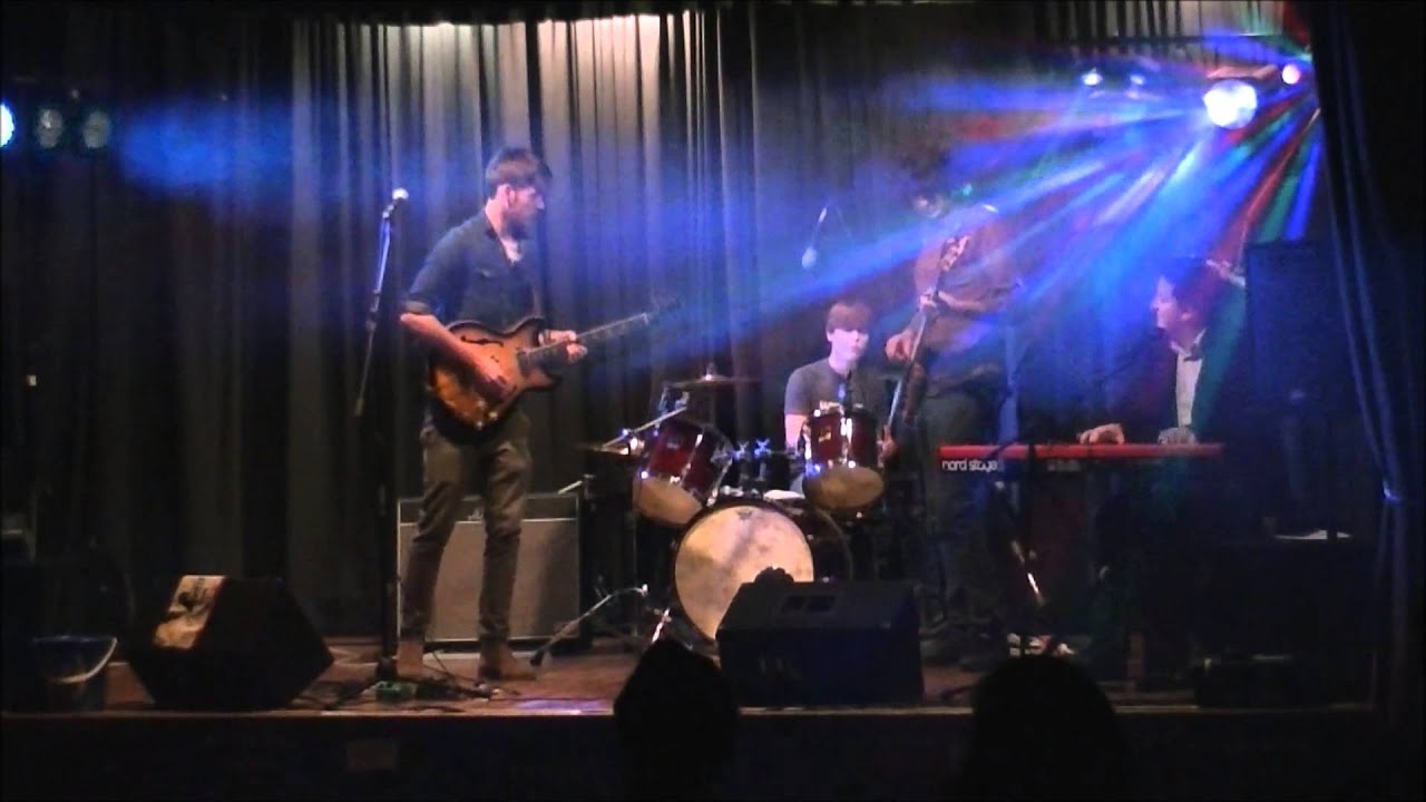 Tom Alford Band play Medicine Man