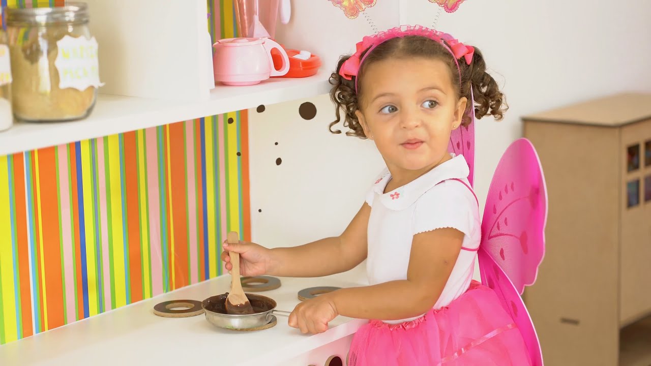 Borboletinha + Músicas Infantil por Bella Lisa Show