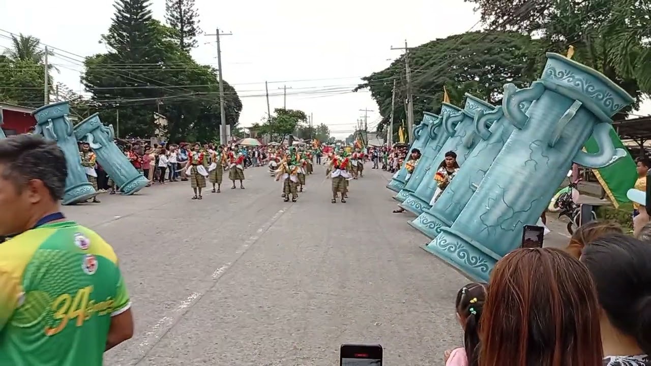Pinyahan festival cluster 1 street dancers #streetdance #streetphotography #festivalvlog