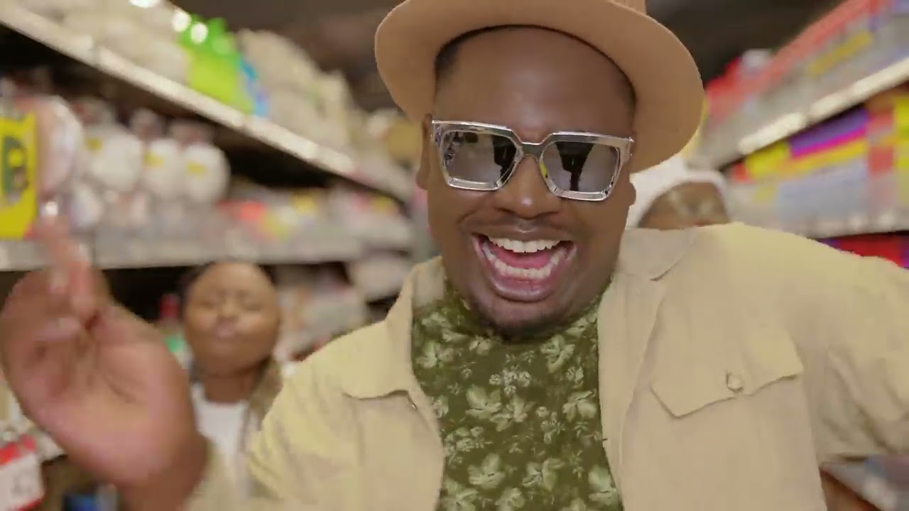 Moji Shortbabaa - Kameshika (ft. Timeless Noel [Official Music Video]) [sms skiza 5965375 to 811]