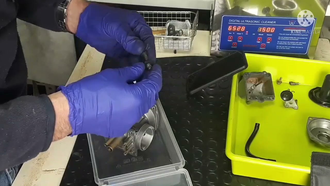 Limpieza por ultrasonidos de carburador SUZUKI GN250( PARTE 1)