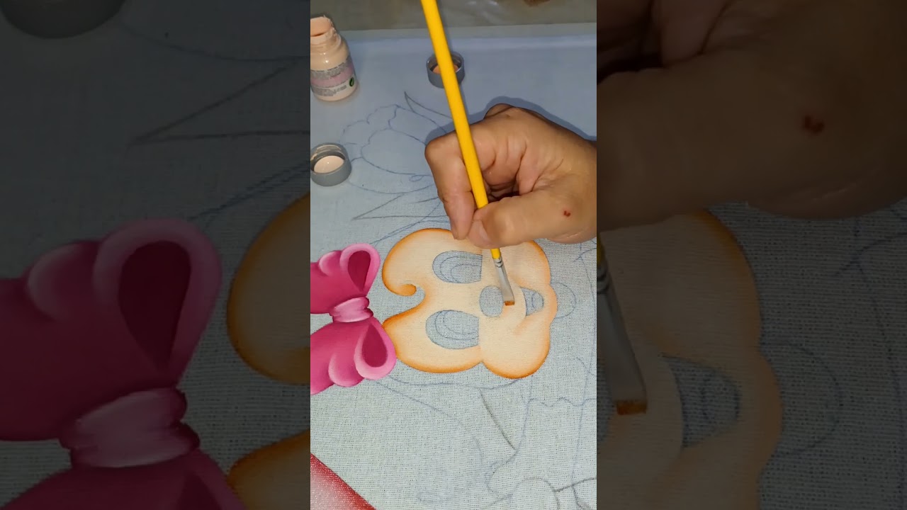 Como pintar rosto da Joaninha.