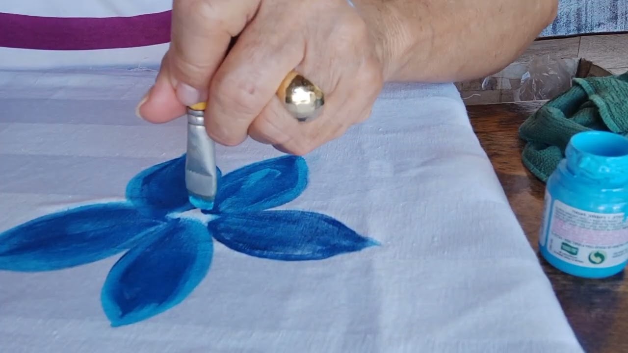 Vamos Criar maneira simples de começar a pintar em tecidos???