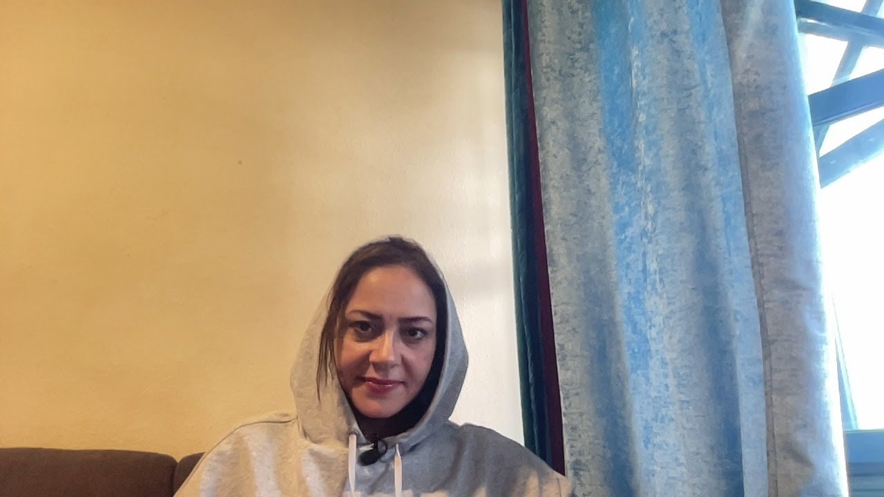 من القصص اللي جاتلي من متابعه كانت تعتقد انها مطارده و اتفاجأت بأنها هاربه