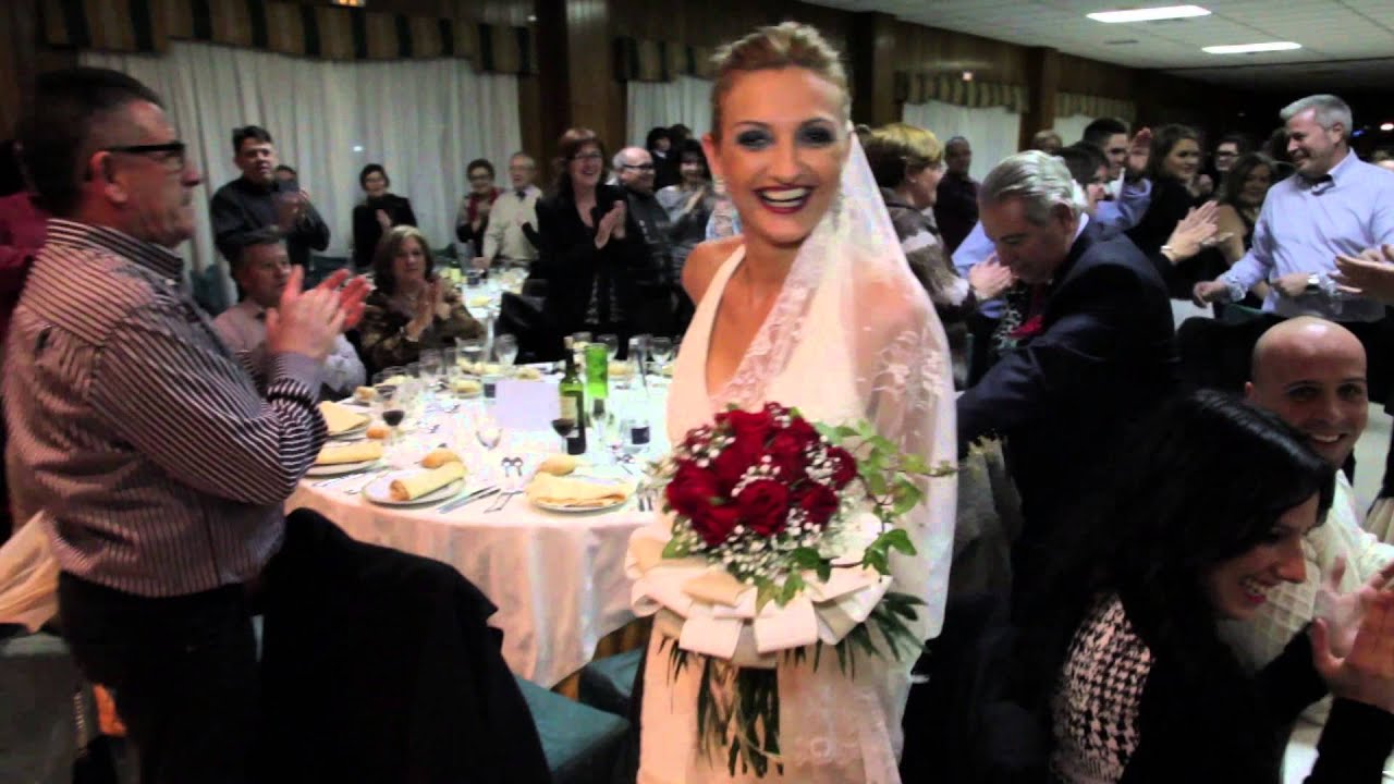 Fallera Mayor sorprende a su novio con Boda