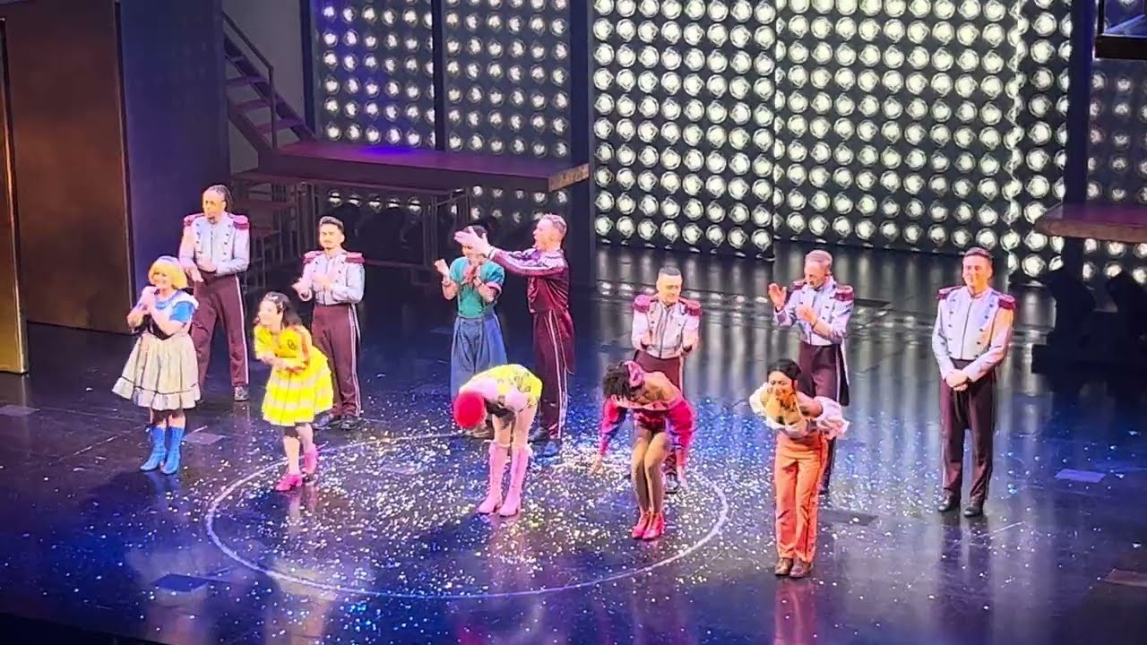 Once Upon A One More Time Final Broadway Curtain Call @ Marquis Theatre (9/3/2023)