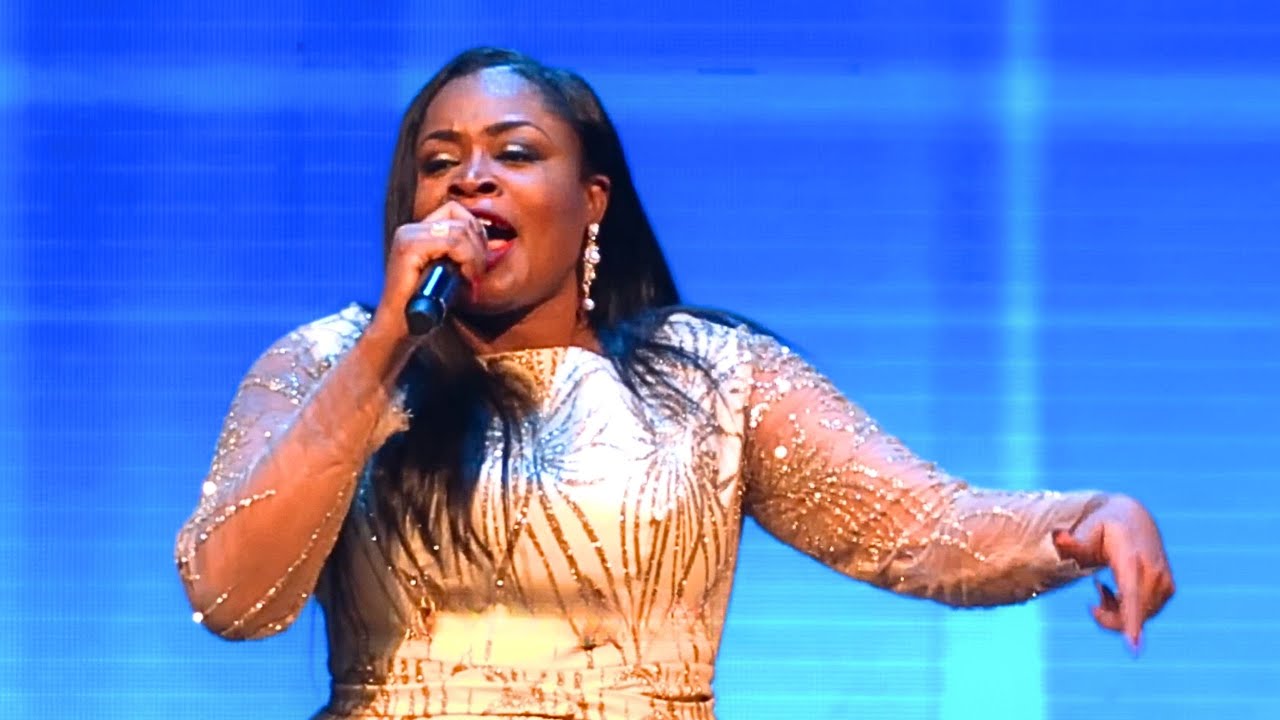 Caminho No Deserto ( Way Maker ) - Sinach / COM LETRA