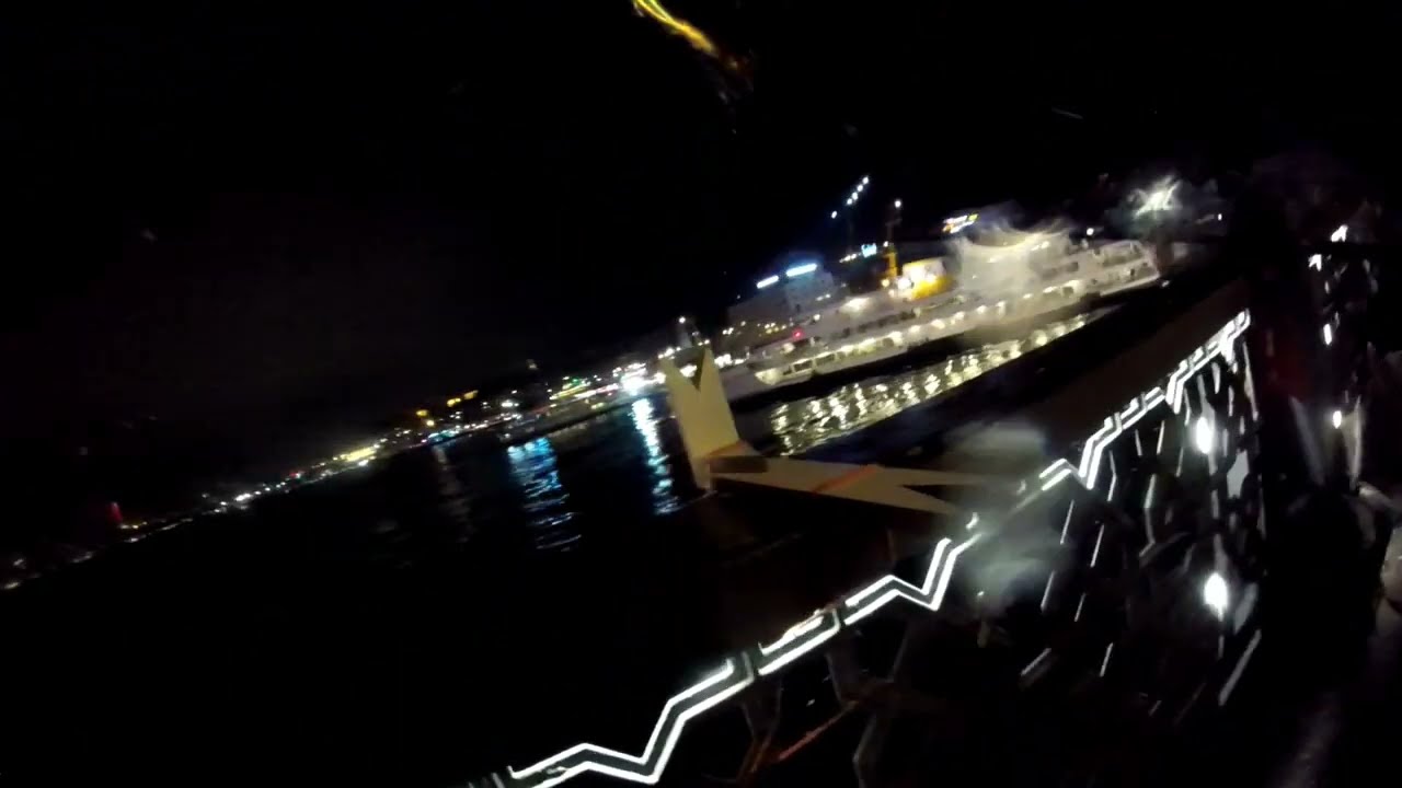 Galata köprüsü gece çinekop avı