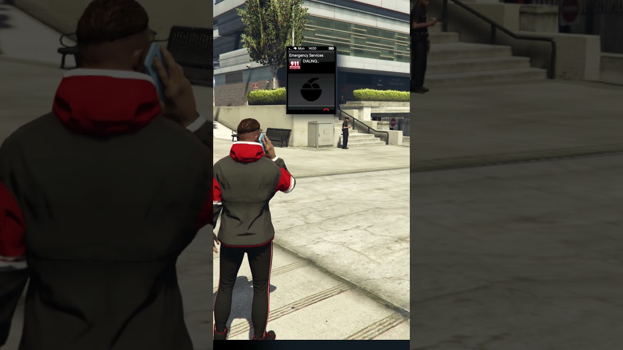 📞Call the police in front of a POLICE STATION in GTA5 🚓👮‍♂️ 