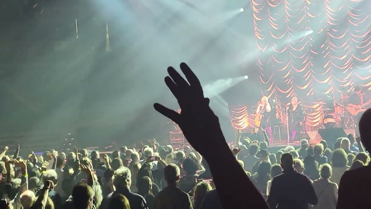 Heart -Crazy on you Little Rock Arkansas  2-25-2026