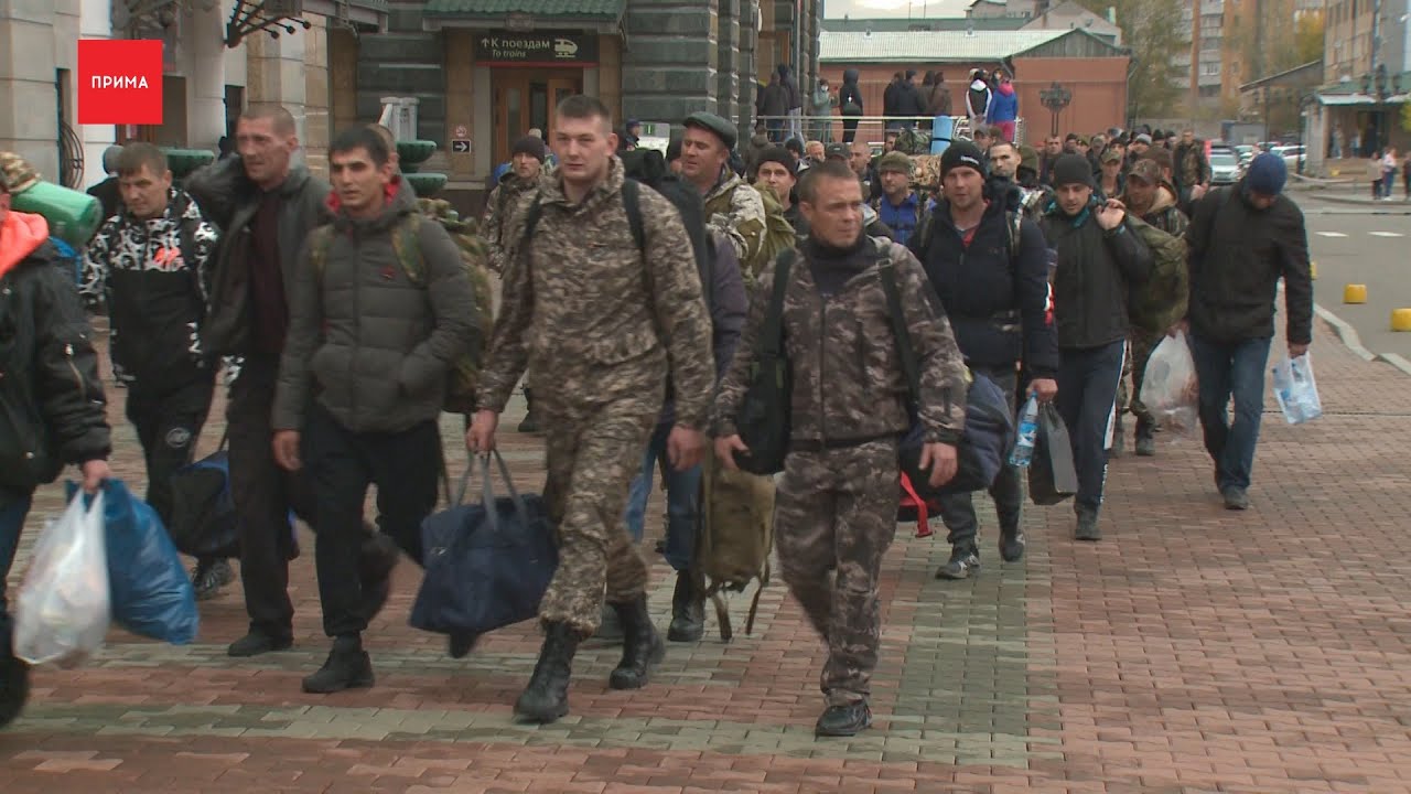Из Красноярска ушел очередной поезд с мобилизованными