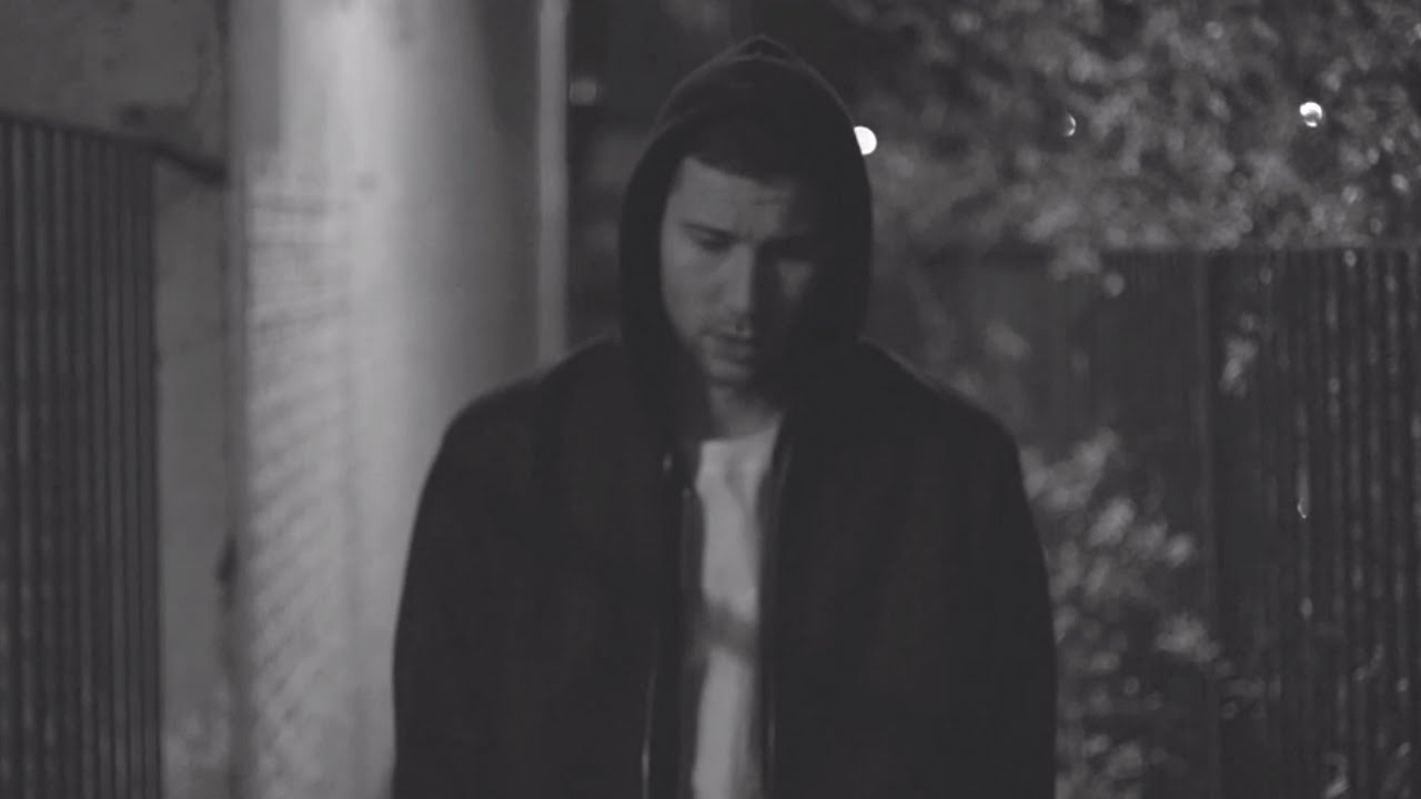 Sam Sure - Cracks (Official Video)