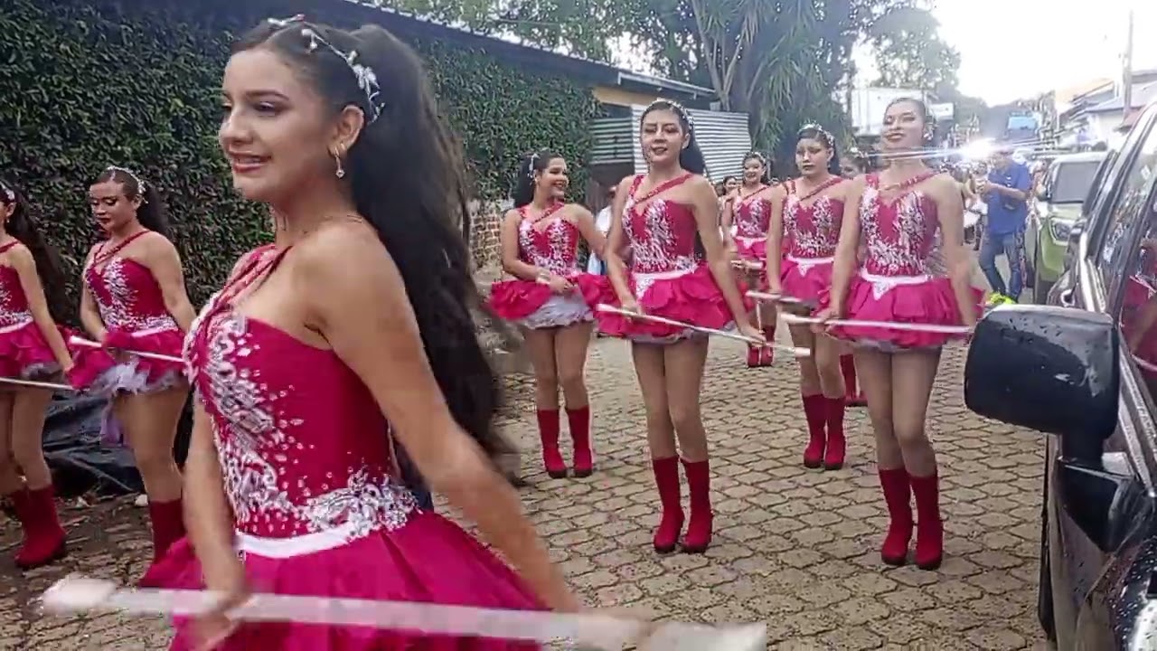 FIESTAS PATRONALES DE APANECA, DESFILE DE CORREO.