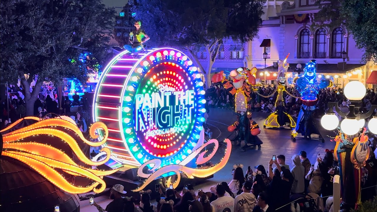 Paint the Night full Parade 4k