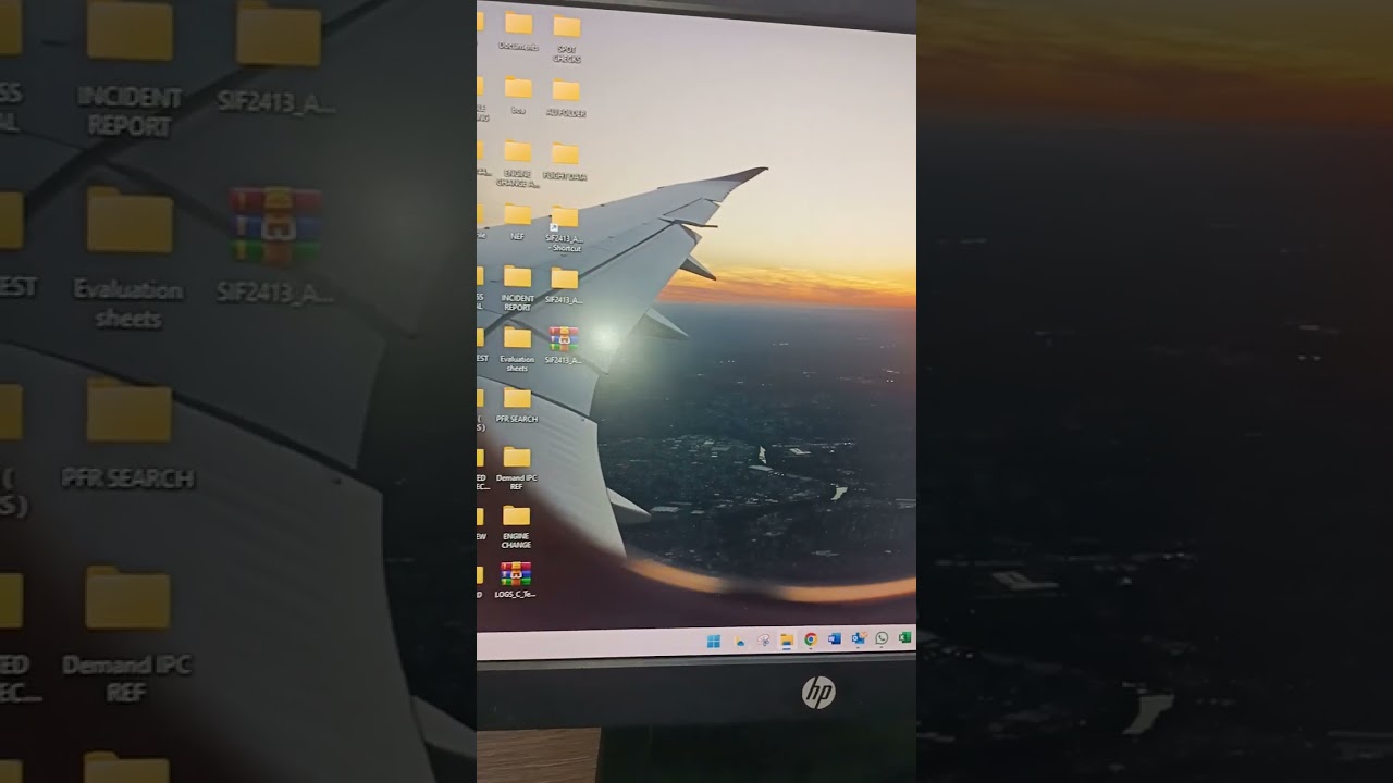 How Navigation Data of Airbus A320 is copied on Floppy Disks #AirbusA320  #AircraftEngineer #MCC