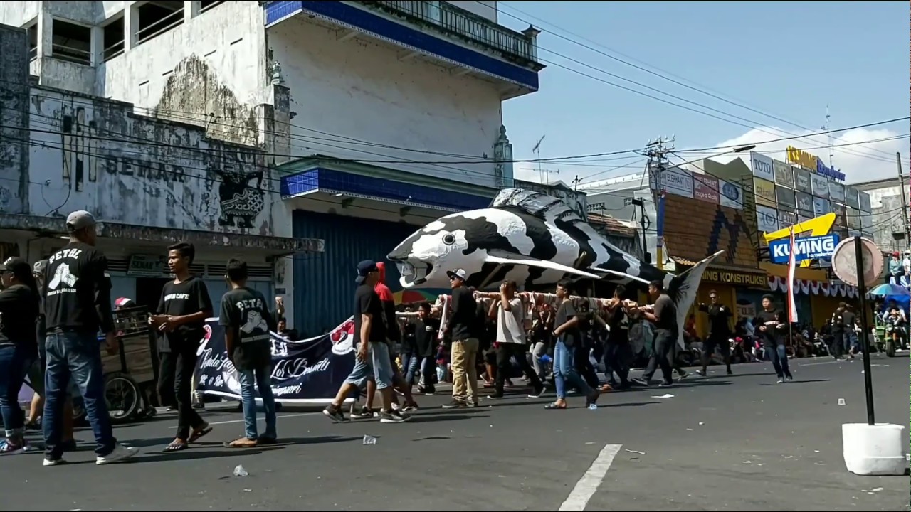 Karnaval Kota Blitar Minggu 25 Agustus 2019
