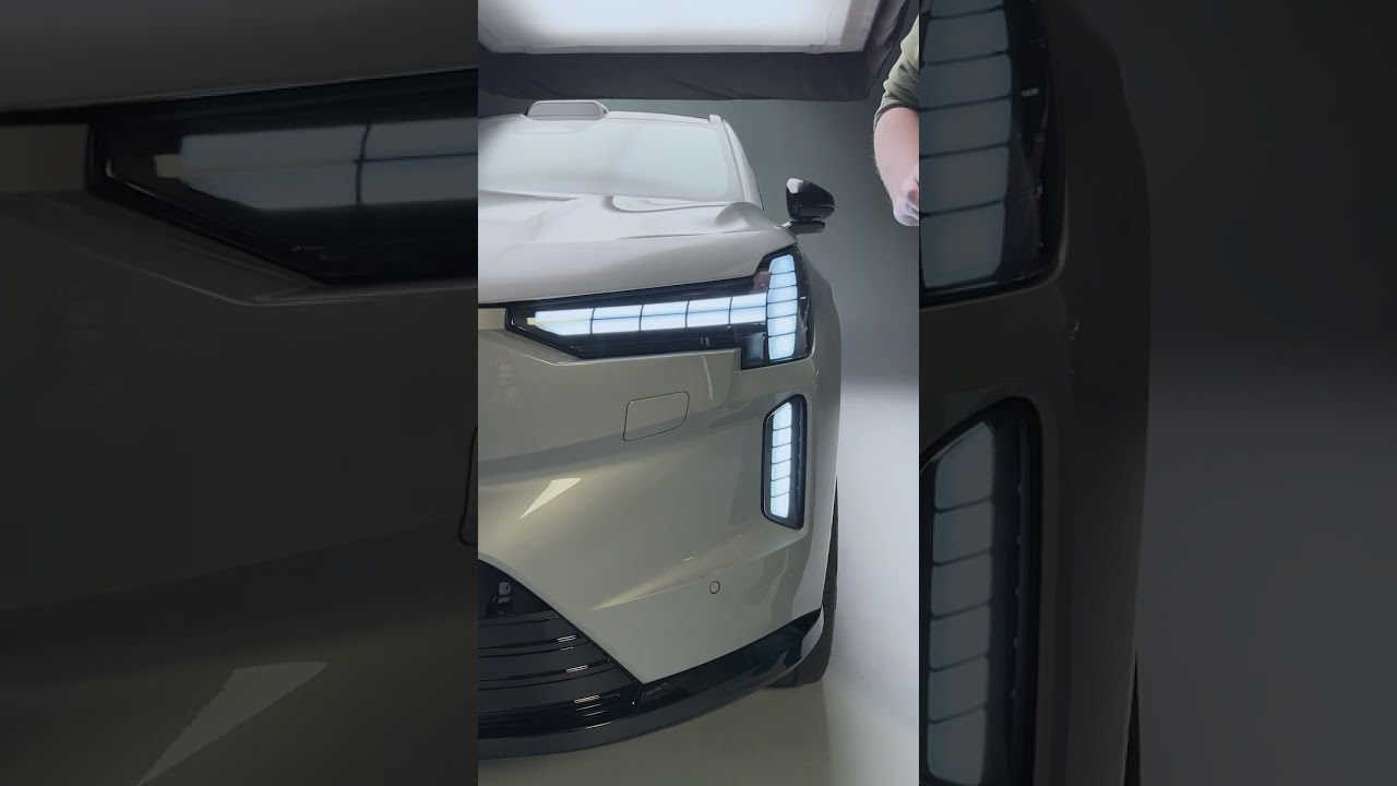 Очень крутой дизайн фар на электрическом внедорожнике Volvo EX90 2024 года