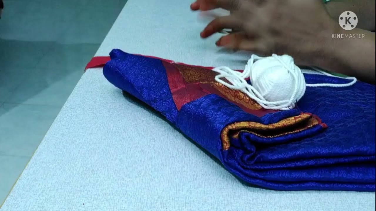 Blouse Thread piping stitching