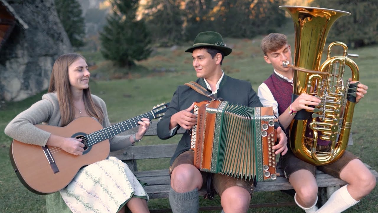 Zwoa Valiabte - Zwangslos Tanzlmusi - Volksmusik - DAXN