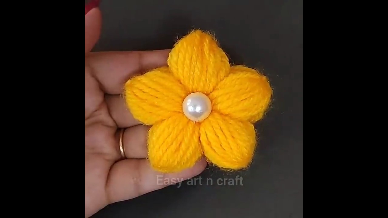 #Shorts #woolenflower Embroidery woolen flower making using Fork - Flower Making Trick