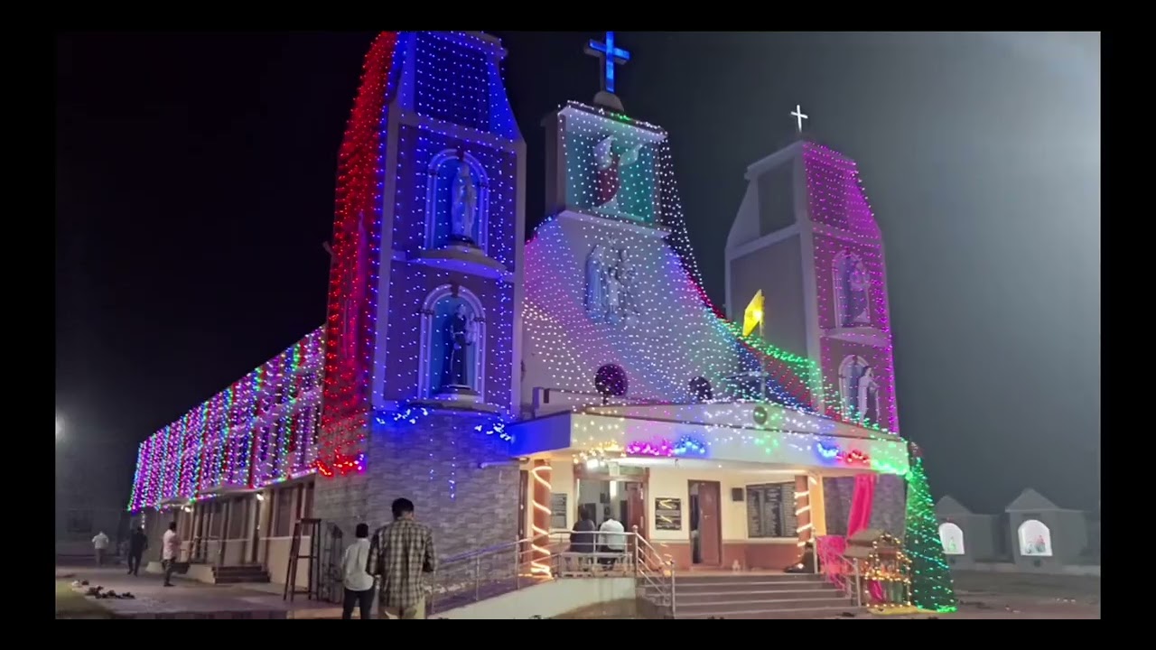 విజయనగరం లో ఉన్న మరొక చర్చ్ అంతొనీ వారి కేతో్లిక్ చర్చ్ చూపిస్తున్న 
