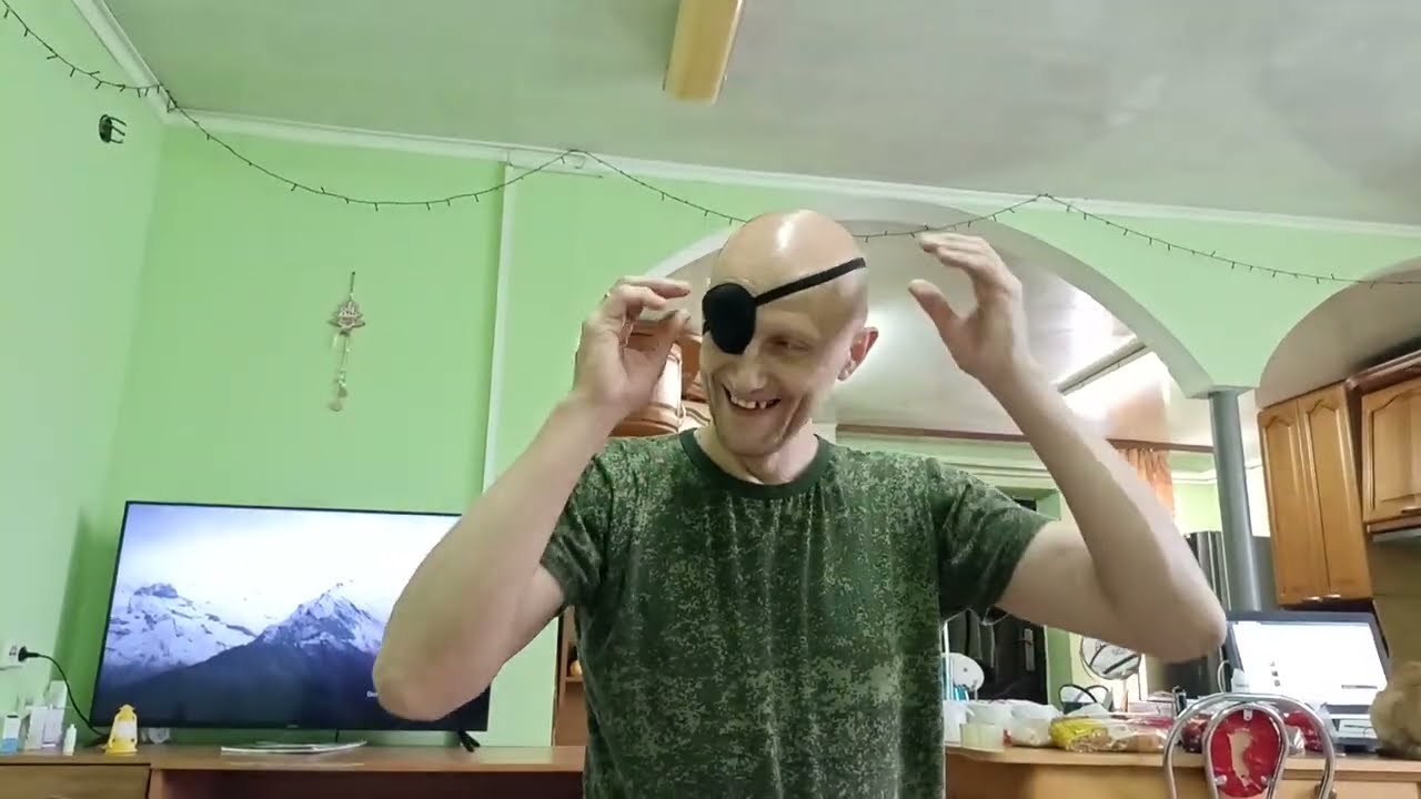Живём на ЮГЕ/Обзора ДОМА не будет/Одноглазый ПИРАТ/Рецепт вкусного ОМЛЕТА!