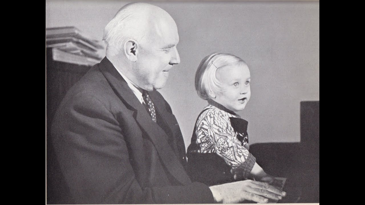 Walter Gieseking plays Mozart Sonata in A major K 331 (live, 1952)