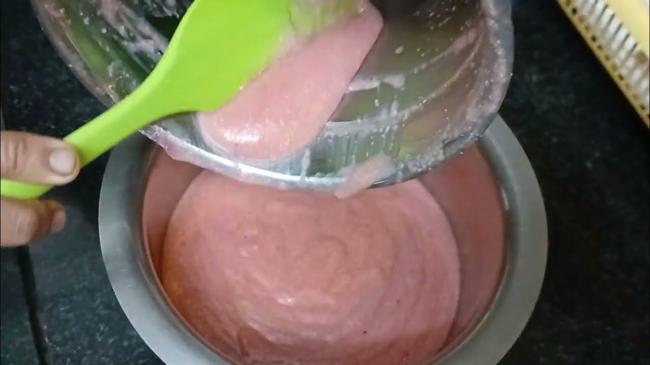 Strawberry flavour Rava cake /teatime cake/ Rava cake😋