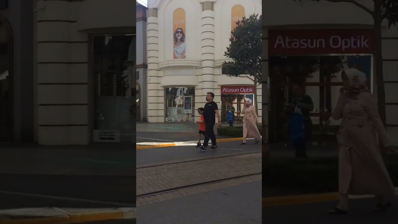 Vialand avm sokakları